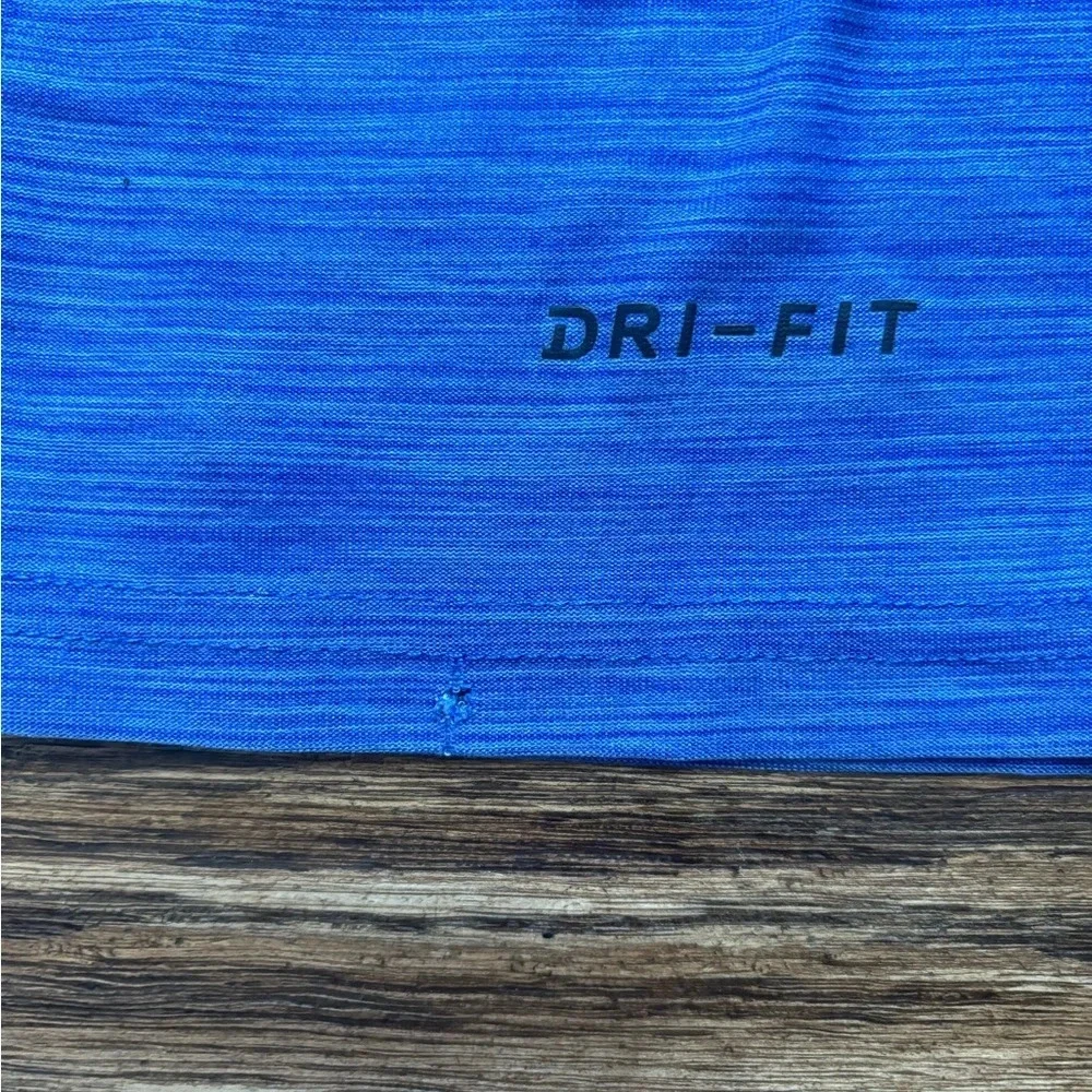 Nike Dri Fit shirt - Picture 2 of 5
